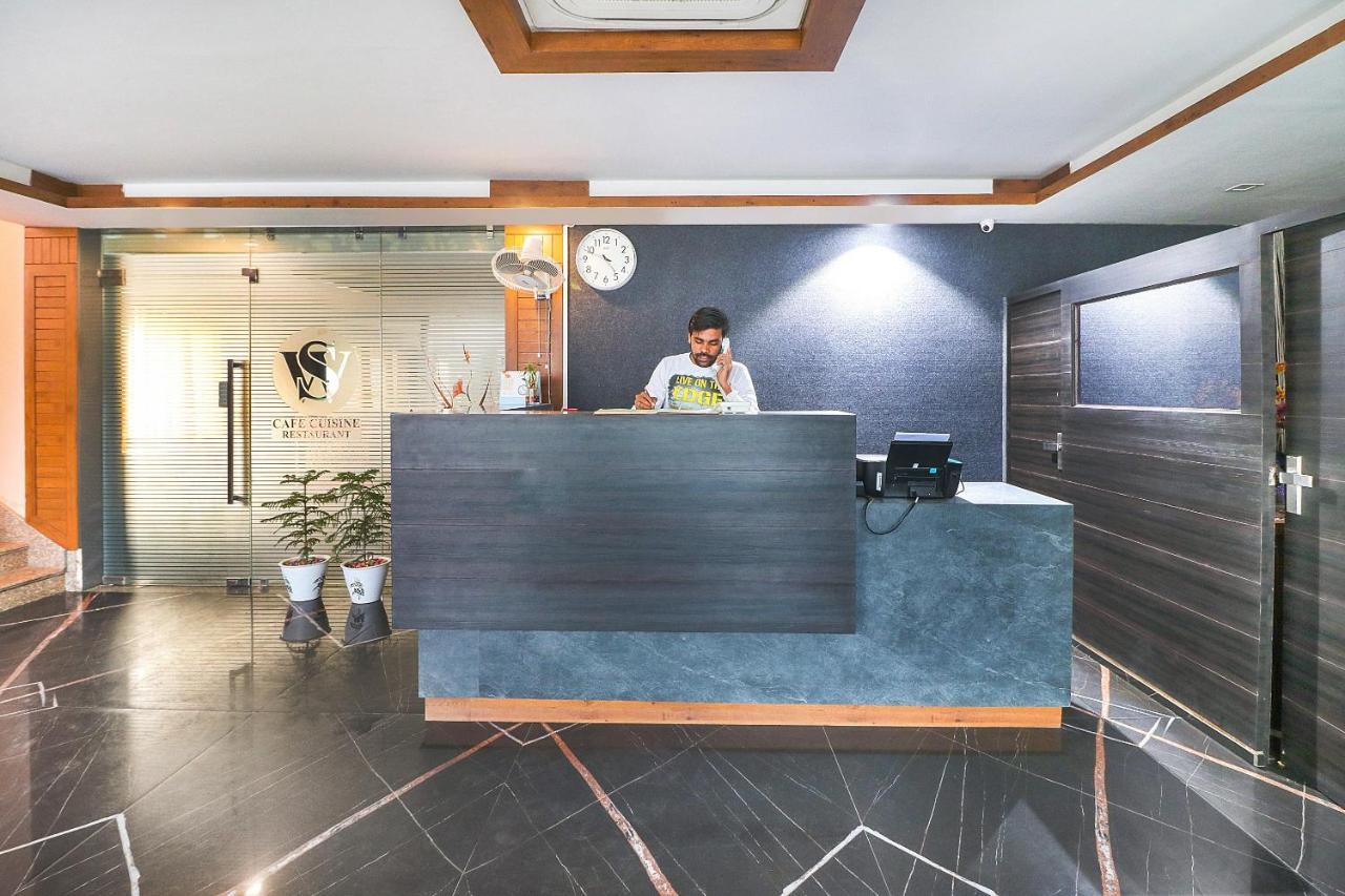 Oyo 66888 Gomti Resorts Alīgarh Exterior foto
